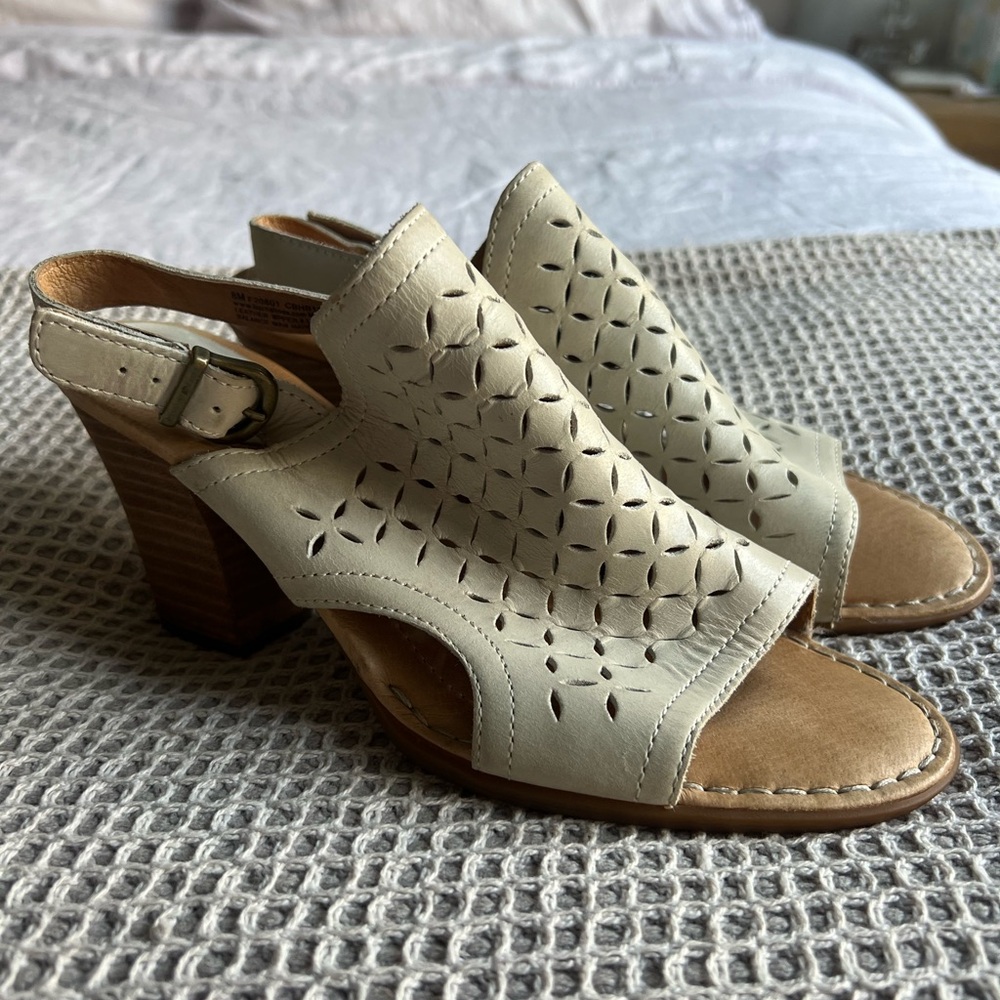 Born Women's Sandals